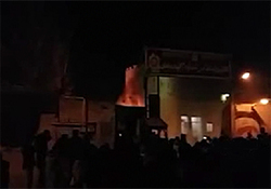 فیلمی از آتش‌زدن امام‌زاده محمد(ع) روستای کشکا قائم‌شهر