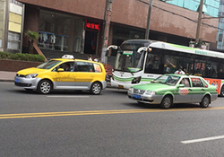 حمل و نقل شهری با استفاده  از تاکسی هوایی + فیلم