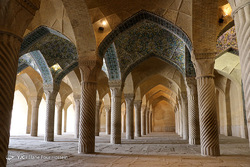 محفل اُنس با قرآن در مسجد وکیل شیراز
