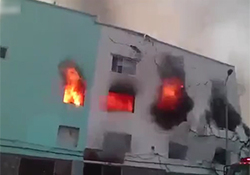 فیلم صحنه وحشتناک حمله‌ور شدن آتشفشان به سمت مردم شهر