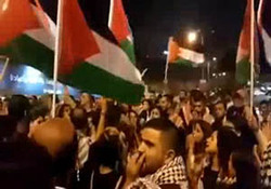 انتقاد شدید جوان فلسطینی از نماینده تشکیلات خودگردان به دلیل تداوم محاصره نوار غزه + فیلم