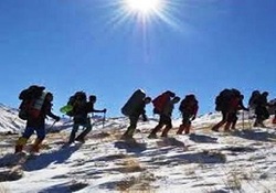 روایت کوهنوردانی که از بهمن مرگبار ارتفاعات تهران، جان سالم به در بردند + فیلم