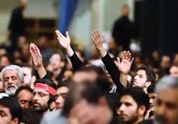 فریاد برادری جوانان عراقی در شب عاشورای حسینی در محضر رهبر انقلاب + فیلم