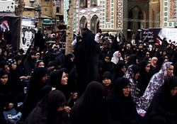 برگزاری آئین سنتی مذهبی قالی شویان در مشهد اردهال کاشان + فیلم
