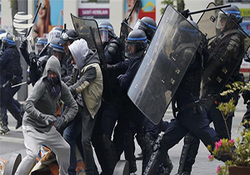 تدابیر شدید امنیتی در شنبه سیاه پاریس + فیلم