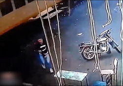 حمله یک کوسه به غواص مصری +فیلم