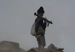 لحظه انهدام پهپاد ائتلاف سعودی در یمن + فیلم