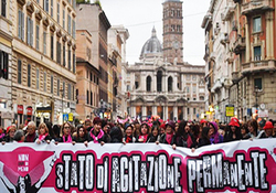 تجمع مردم ایتالیا در حمایت از سیاست‌های ضد اروپایی دولت کشورشان + فیلم