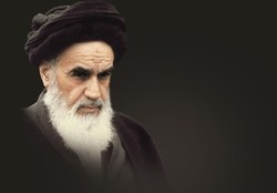 بیانات امام خمینی (ره) درباره عدم رسیدگی به محرومان در حکومت اشرافی + فیلم