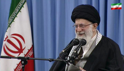 بیانات امام خمینی (ره) درباره سوء استفاده آمریکا و کشورهای اروپایی از مردم ایران + فیلم