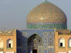 آسیب به آثار تاریخی اصفهان در شب چهارشنبه سوری + فیلم