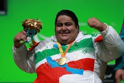 وداع با پیکر طلایی‌ترین ورزشکار ایران در اشنویه + فیلم