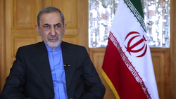 واکنش معاون سیاسی وزیر امور خارجه درباره سفر مکرون به تهران + فیلم