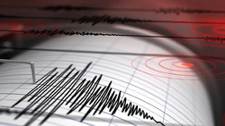 ترس مجری برنامه ورزشی از وقوع زلزله ۵.۱ ریشتری دماوند در لایو اینستاگرام + فیلم