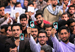 کلیپ معنادار و جالب سایت رهبرانقلاب از کمک‌های مردمی در کمپین ایران همدل
