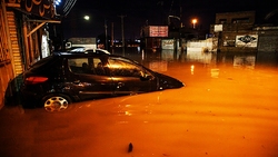 سفیدپوش شدن اندیمشک خوزستان در پی بارش سنگین تگرگ + فیلم