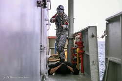 عملیات ویژه دریایی رهایی گروگانگیری و اطفاء حریق در سومین روز رزمایش کمربند امنیت دریایی ۲۰۲۴