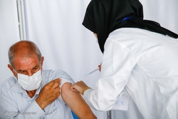 بازدید وزیر دفاع از مراحل پایانی ساخت تولید واکسن فخرا