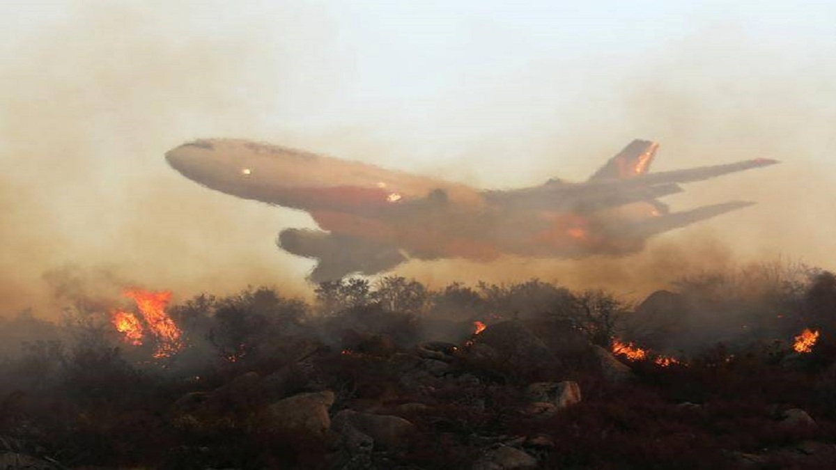 آتش سوزی هواپیما در مسقط + فیلم