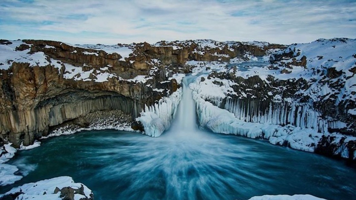 فیلمی از آبشار یخی ترکیه