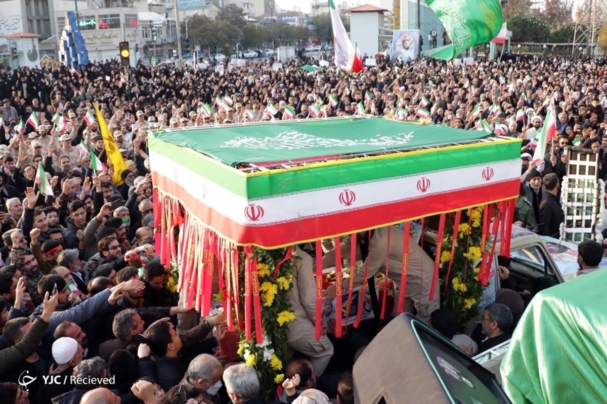 مراسم تشییع شهدای مدافع امنیت در اصفهان
