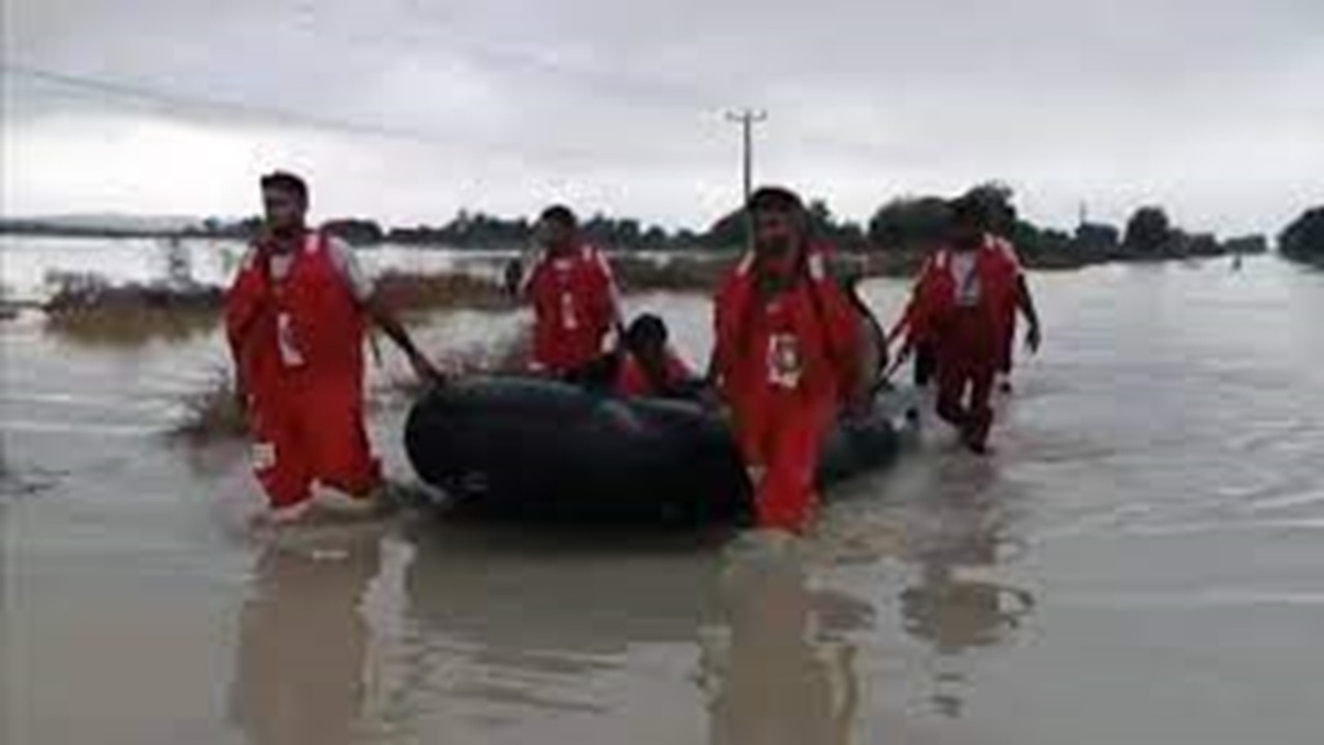 ادامه امداد رسانی به سیل زدگان سیستان و بلوچستان + فیلم