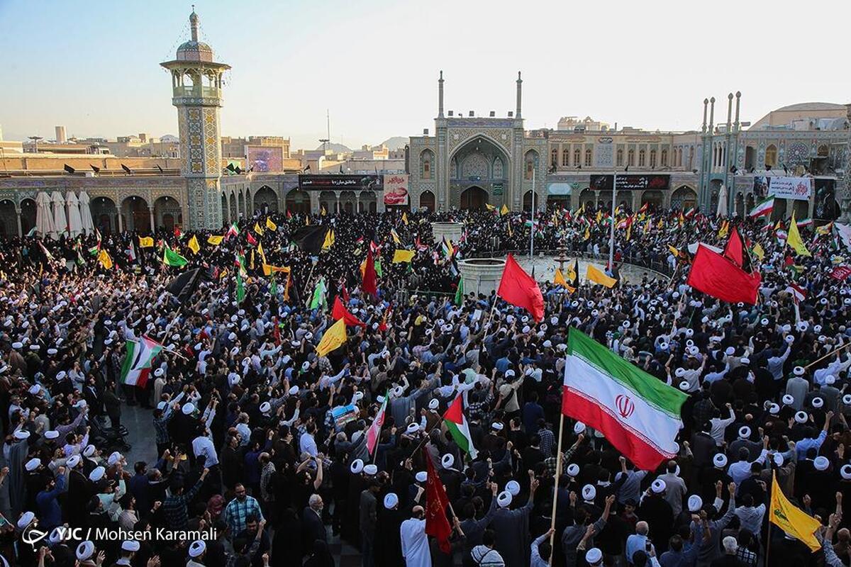 راهپیمایی یوم الله ۱۳ آبان در قم و مشهد