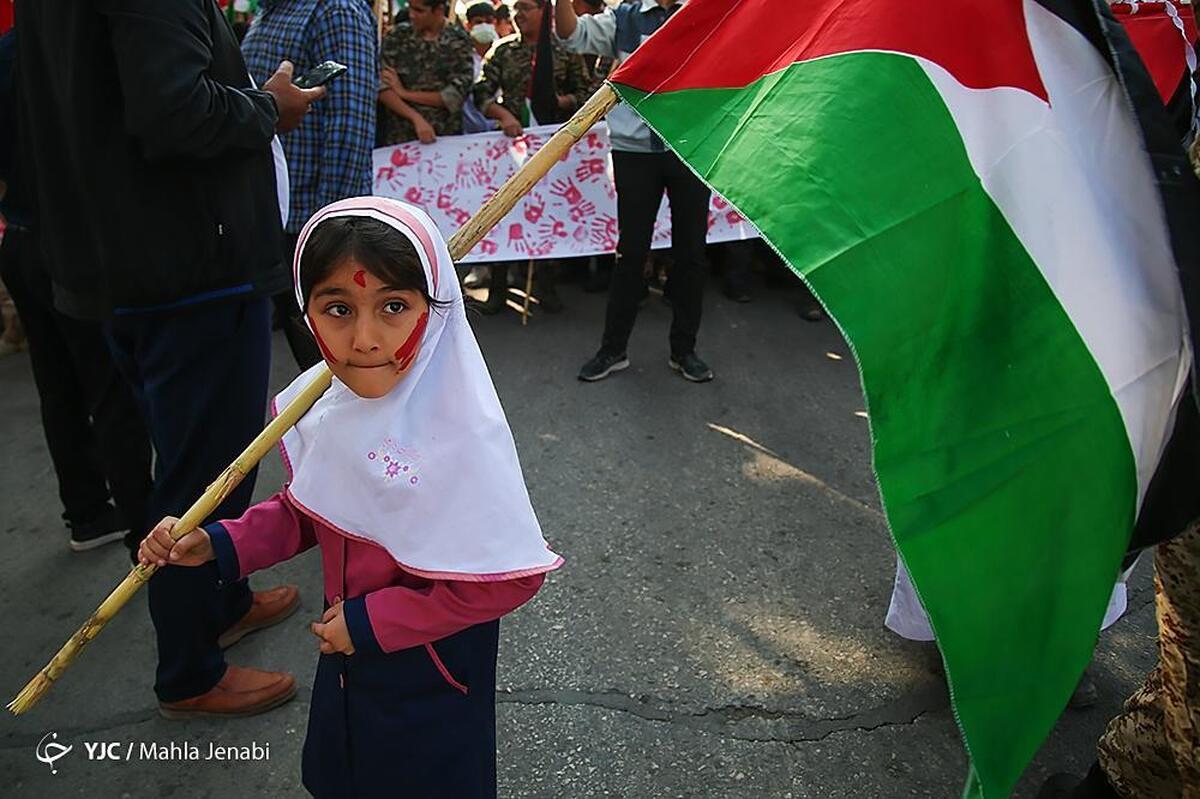 راهپیمایی مردم کرمان در حمایت از زنان و کودکان مظلوم غزه