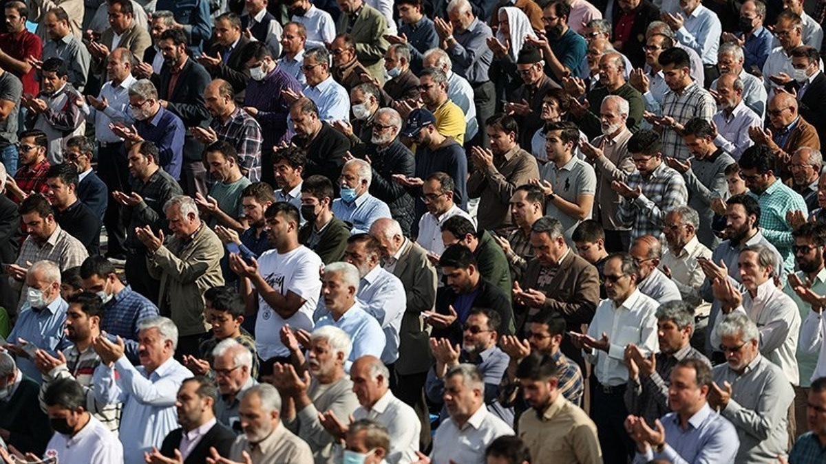 فلسطینیان نماز عید فطر را در مسجد الاقصی اقامه کردند+ فیلم